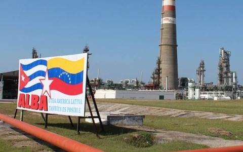 PDVSA與康菲石油公司陷入絕望的競爭，以阻止衰落