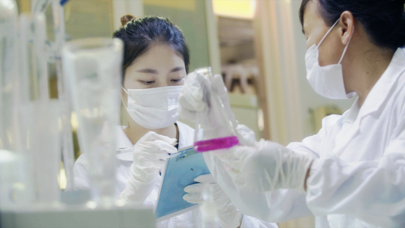 安泰鋁材工廠實(shí)驗(yàn)室實(shí)拍，標(biāo)準(zhǔn)化檢驗(yàn)全過(guò)程首曝