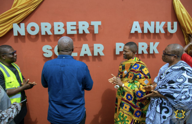 加納開始建設(shè)該國最大的光伏項目