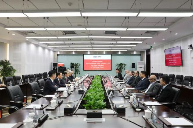 喬旭斌會見沙特阿爾朱美亞電力水務公司執行CEO Adnan Buhuliga