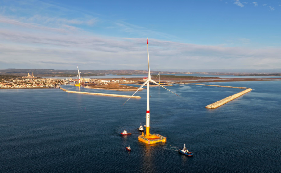 法國EolMed漂浮式風(fēng)電項目首臺風(fēng)機開始海上安裝